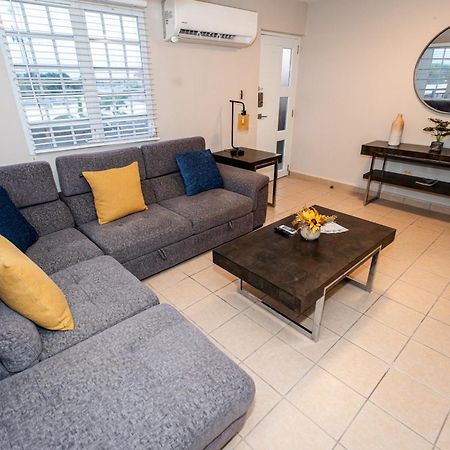 Luxury Retreat With Private Jacuzzi And Mountain Views Free Parking Apartment Понсе Екстериор снимка