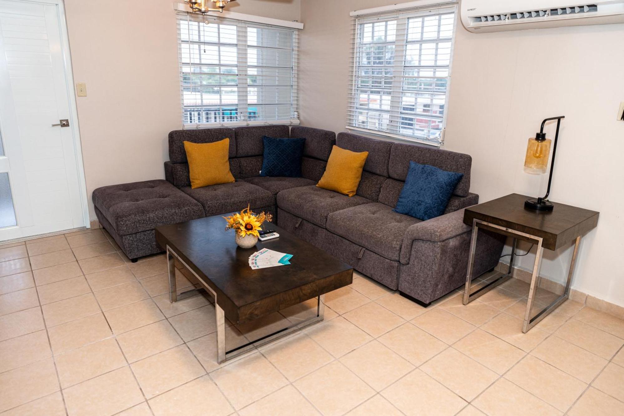 Luxury Retreat With Private Jacuzzi And Mountain Views Free Parking Apartment Понсе Екстериор снимка